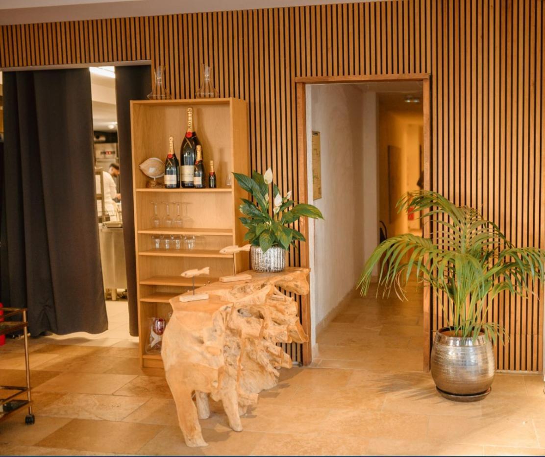 Hotel De La Mer Hyères Esterno foto